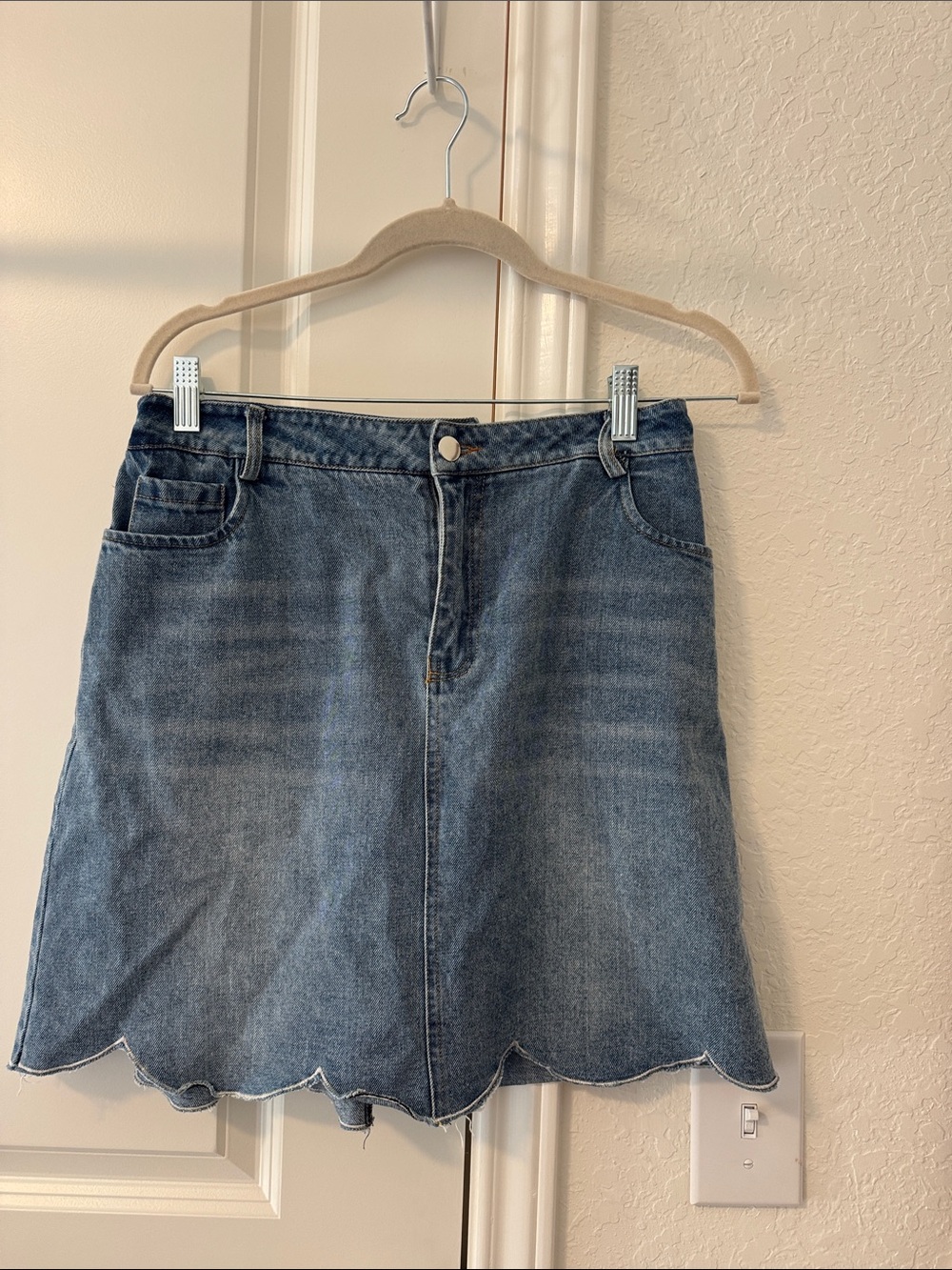Denim Scallop Hem A-Line Skirt - Blue